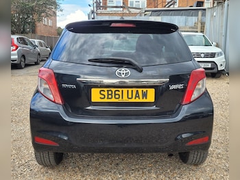 Used Toyota Yaris 2012 for sale - 78447812: Photo