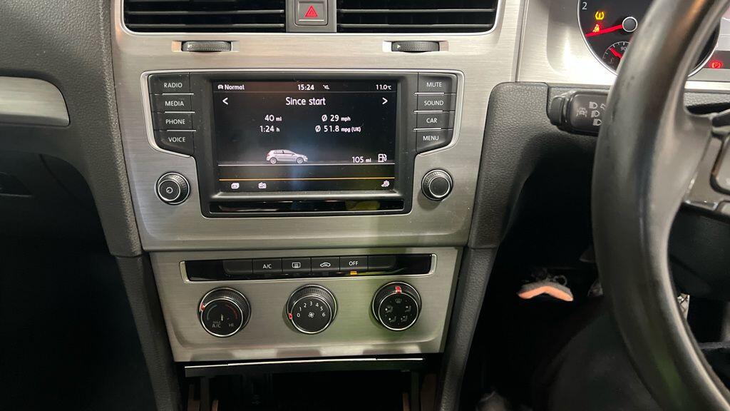 Used Volkswagen Golf 2015 for sale - 77039718: Photo 9