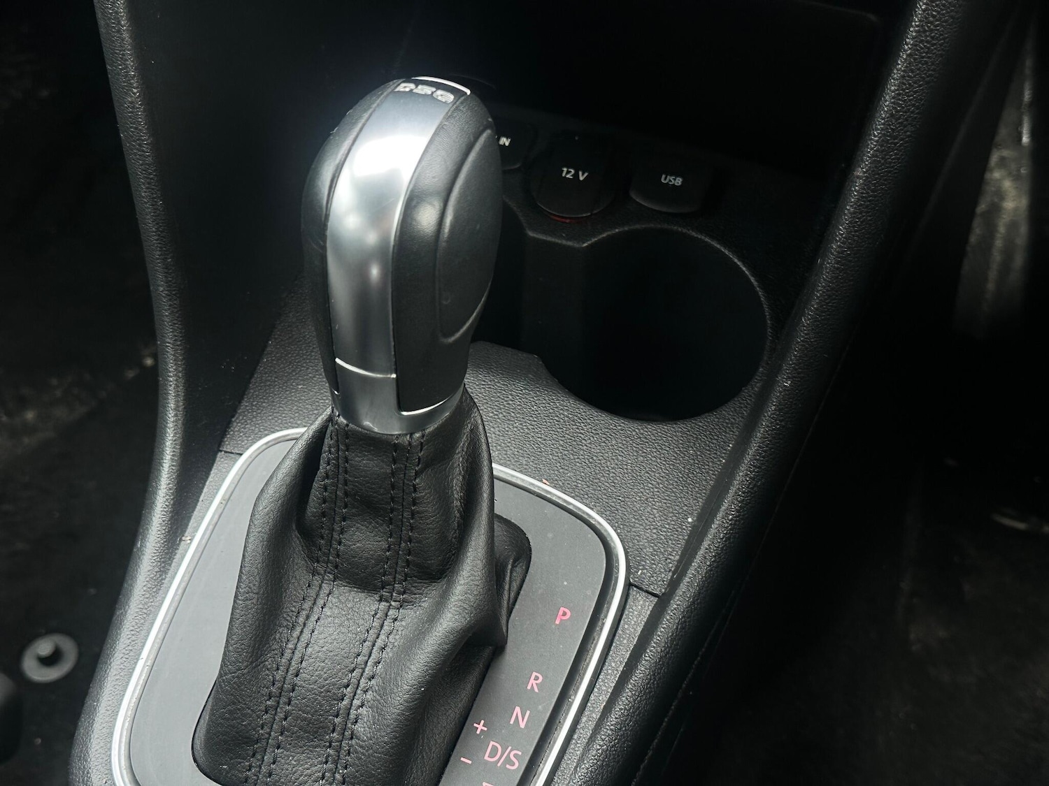 Used Volkswagen Polo 2015 for sale - 76550446: Photo 15