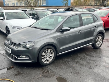 Used Volkswagen Polo 2015 for sale - 76550446: Photo