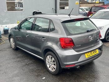 Used Volkswagen Polo 2015 for sale - 76550446: Photo