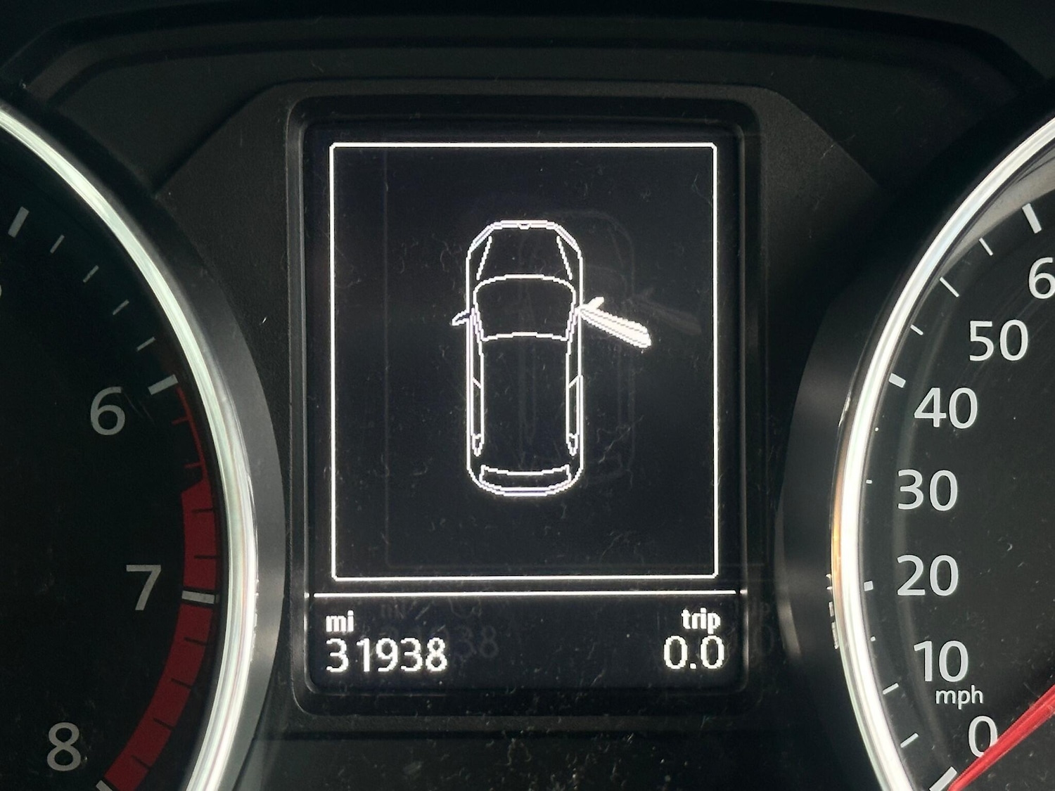 Used Volkswagen Polo 2015 for sale - 76550446: Photo 9