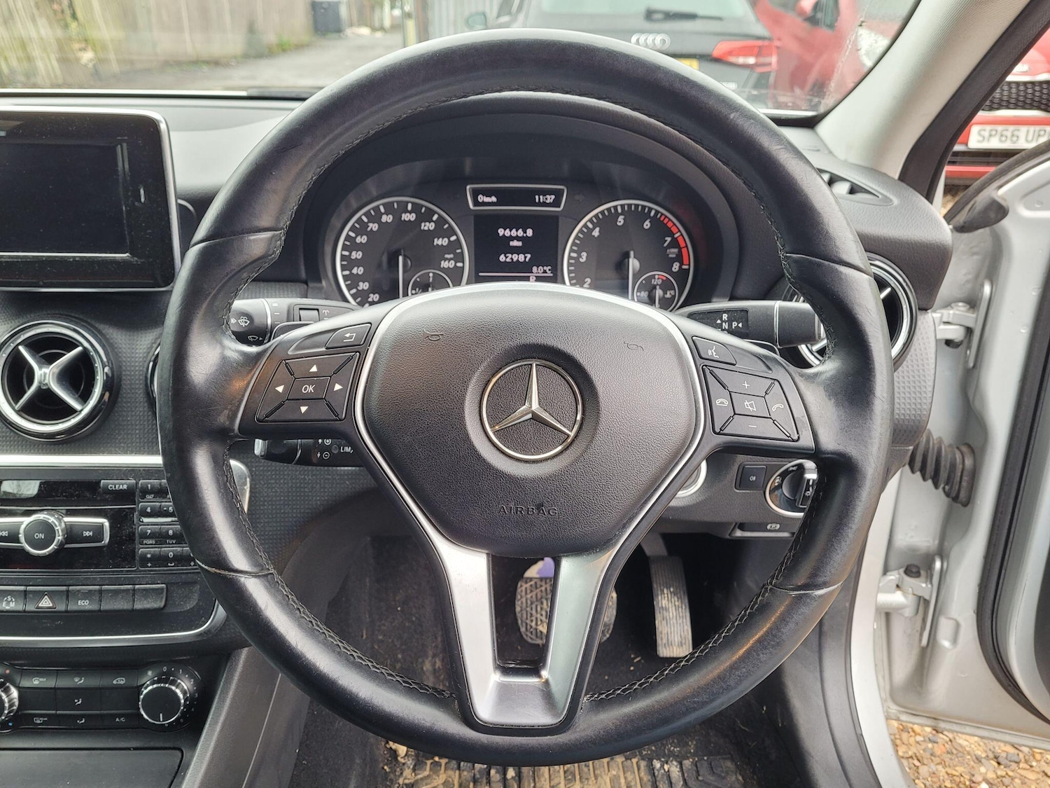 Used Mercedes-Benz A-Class 2013 for sale - 77611520: Photo 10
