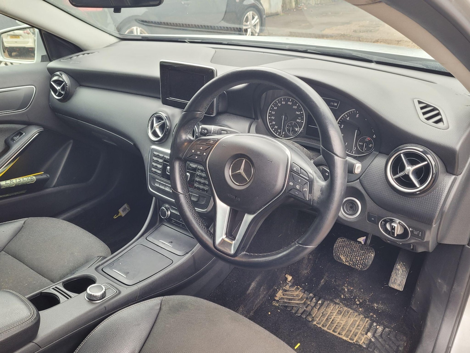 Used Mercedes-Benz A-Class 2013 for sale - 77611520: Photo 17