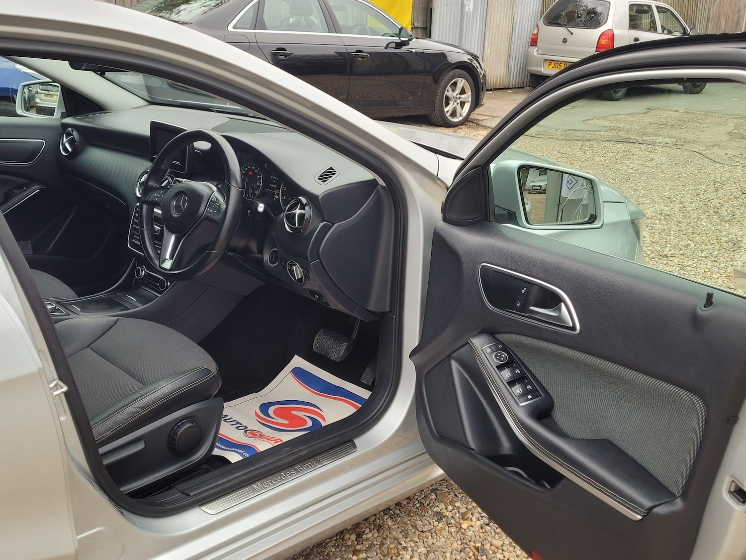 Used Mercedes-Benz A-Class 2013 for sale - 77611520: Photo 19