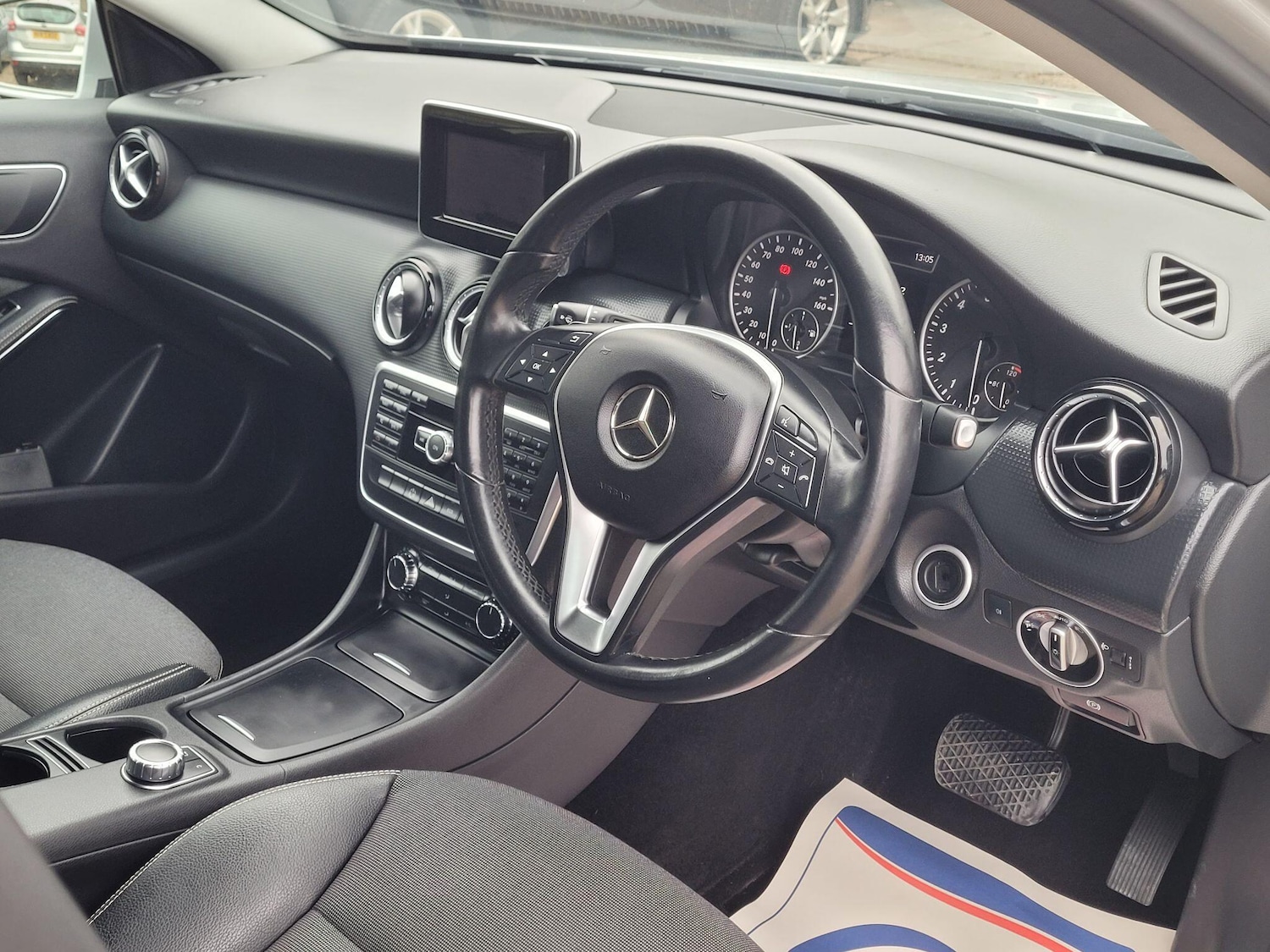 Used Mercedes-Benz A-Class 2013 for sale - 77611520: Photo 21