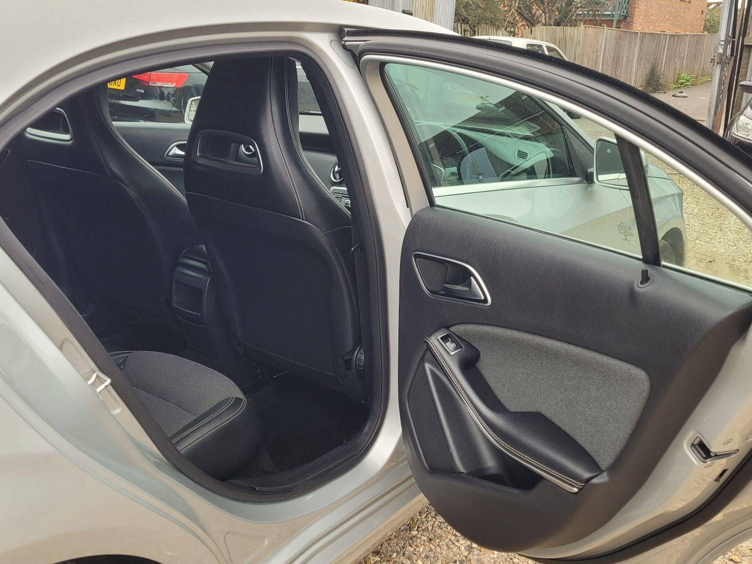 Used Mercedes-Benz A-Class 2013 for sale - 77611520: Photo 26