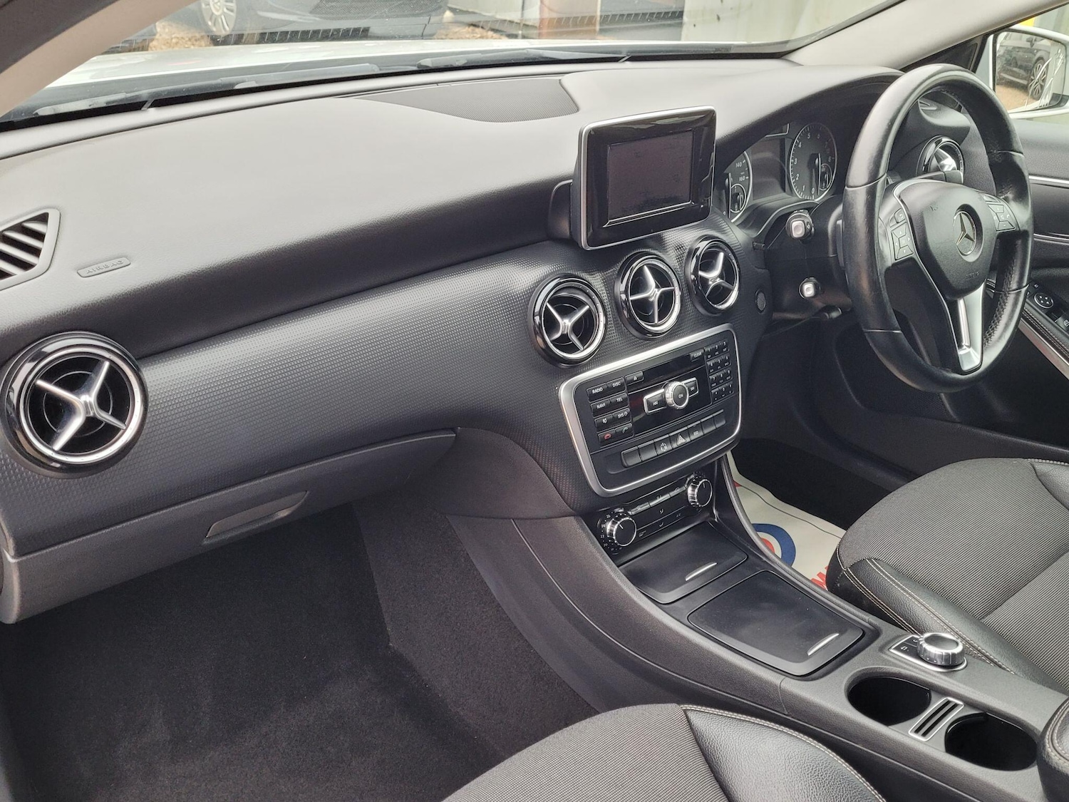 Used Mercedes-Benz A-Class 2013 for sale - 77611520: Photo 40