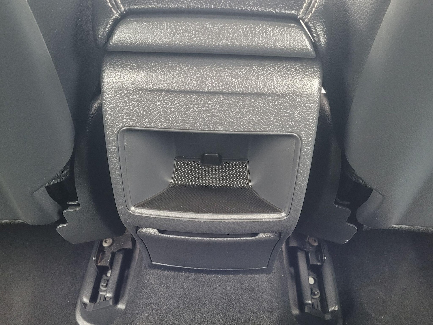 Used Mercedes-Benz A-Class 2013 for sale - 77611520: Photo 44