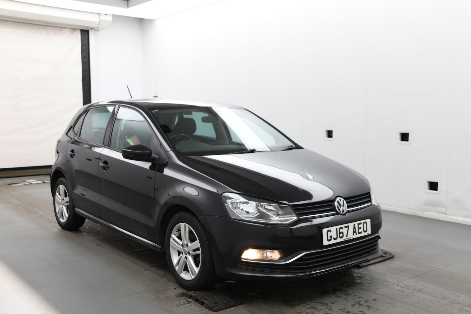 Used Volkswagen Polo 2017 for sale - 77358500: Photo 1