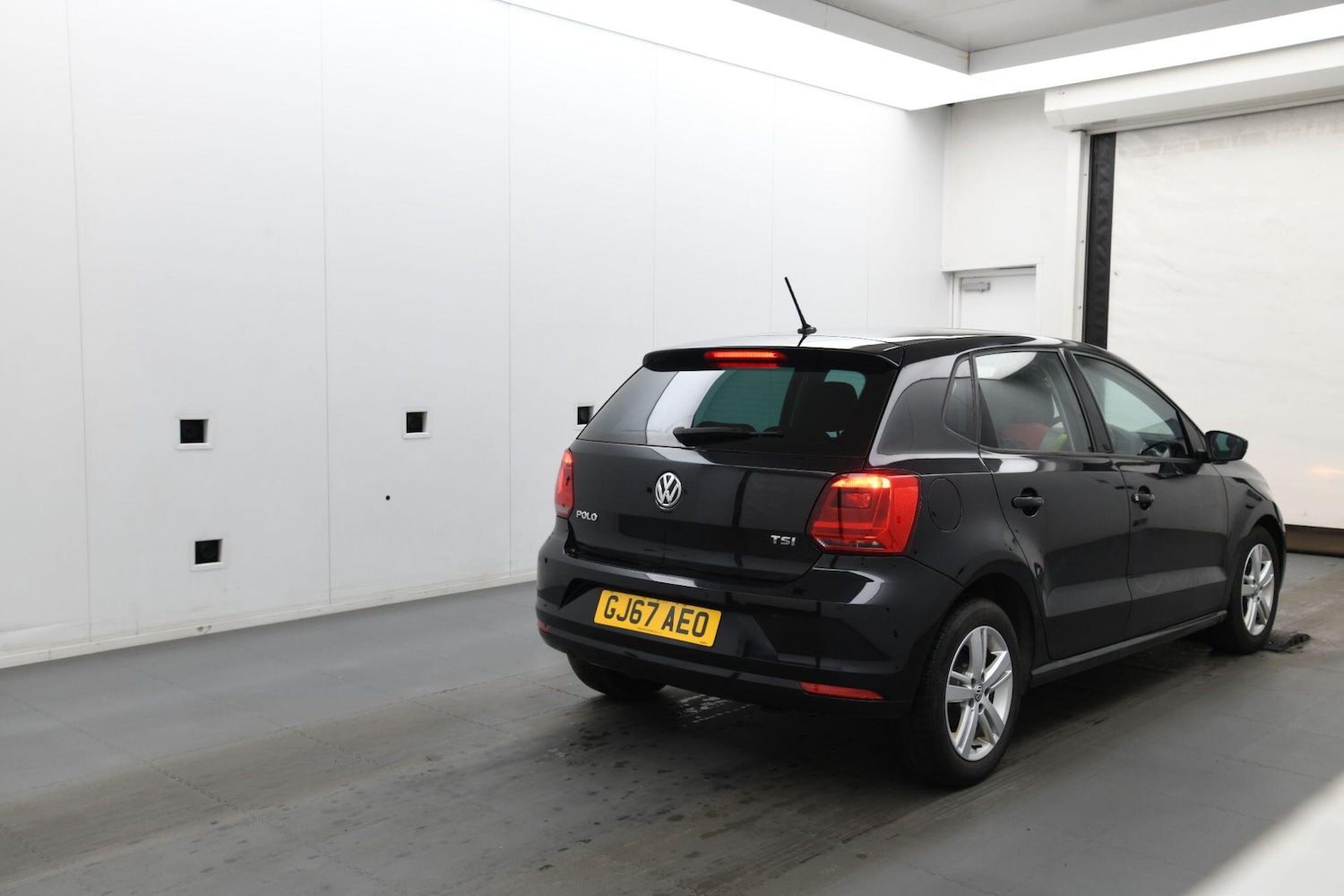 Used Volkswagen Polo 2017 for sale - 77358500: Photo 5