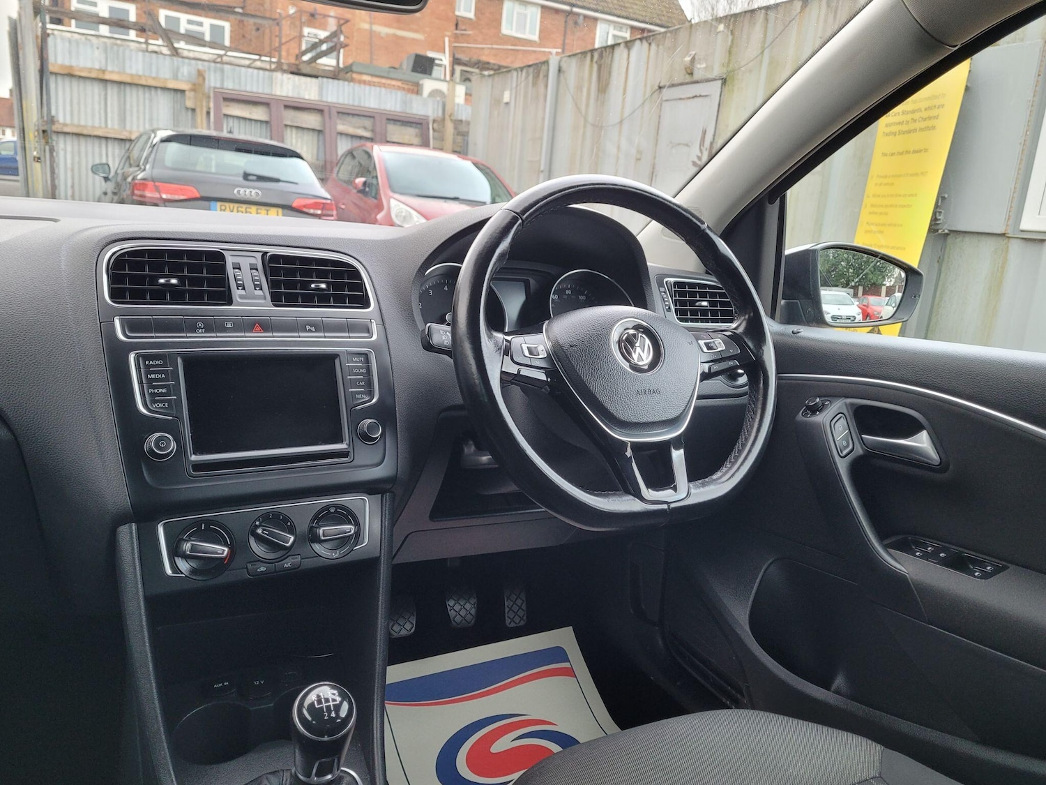 Used Volkswagen Polo 2017 for sale - 77358500: Photo 61