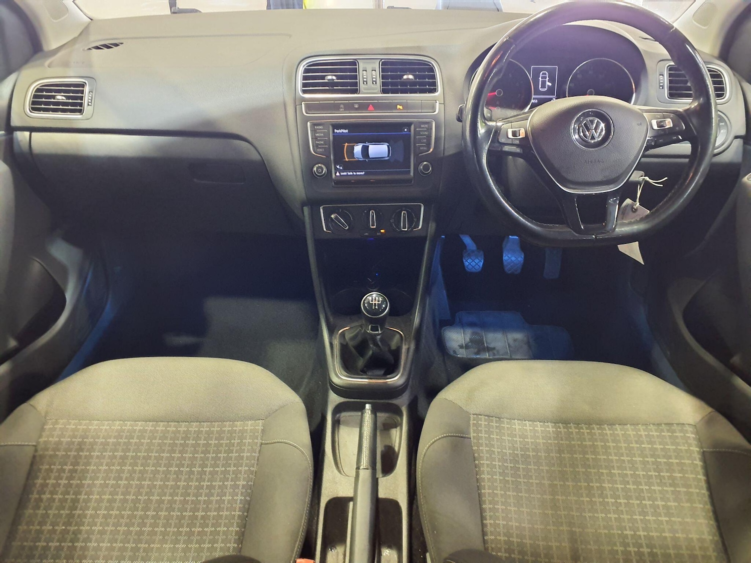 Used Volkswagen Polo 2017 for sale - 77358500: Photo 7