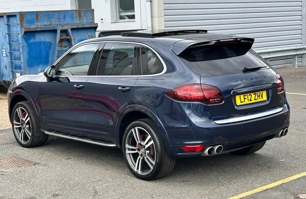 Used Porsche Cayenne 2012 for sale - 75351628: Photo 17