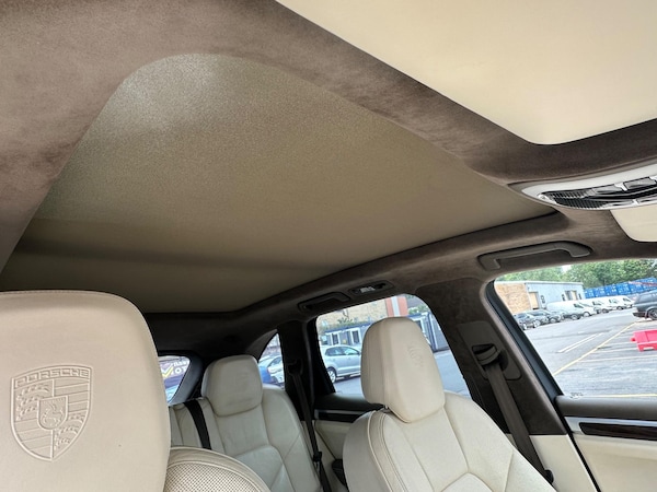 Used Porsche Cayenne 2012 for sale - 75351628: Photo 35