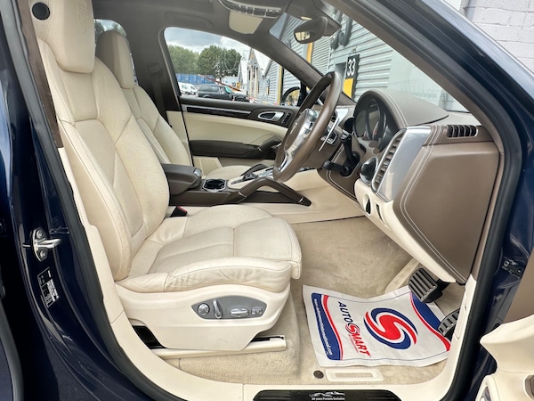 Used Porsche Cayenne 2012 for sale - 75351628: Photo 39