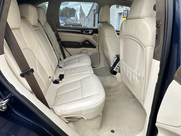 Used Porsche Cayenne 2012 for sale - 75351628: Photo 40