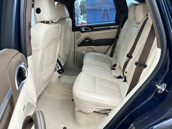 Used Porsche Cayenne 2012 for sale - 75351628: Photo 46