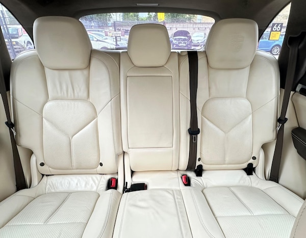 Used Porsche Cayenne 2012 for sale - 75351628: Photo 48