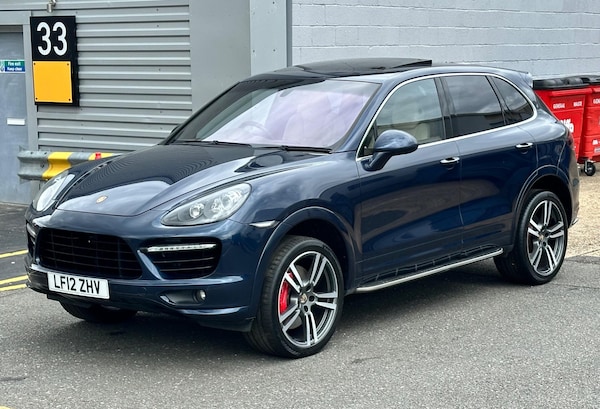 Used Porsche Cayenne 2012 for sale - 75351628: Photo 4