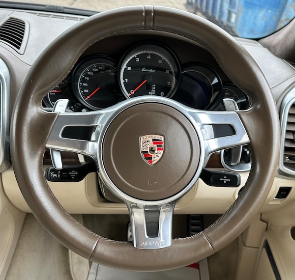 Used Porsche Cayenne 2012 for sale - 75351628: Photo 56