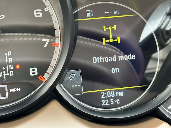 Used Porsche Cayenne 2012 for sale - 75351628: Photo 71