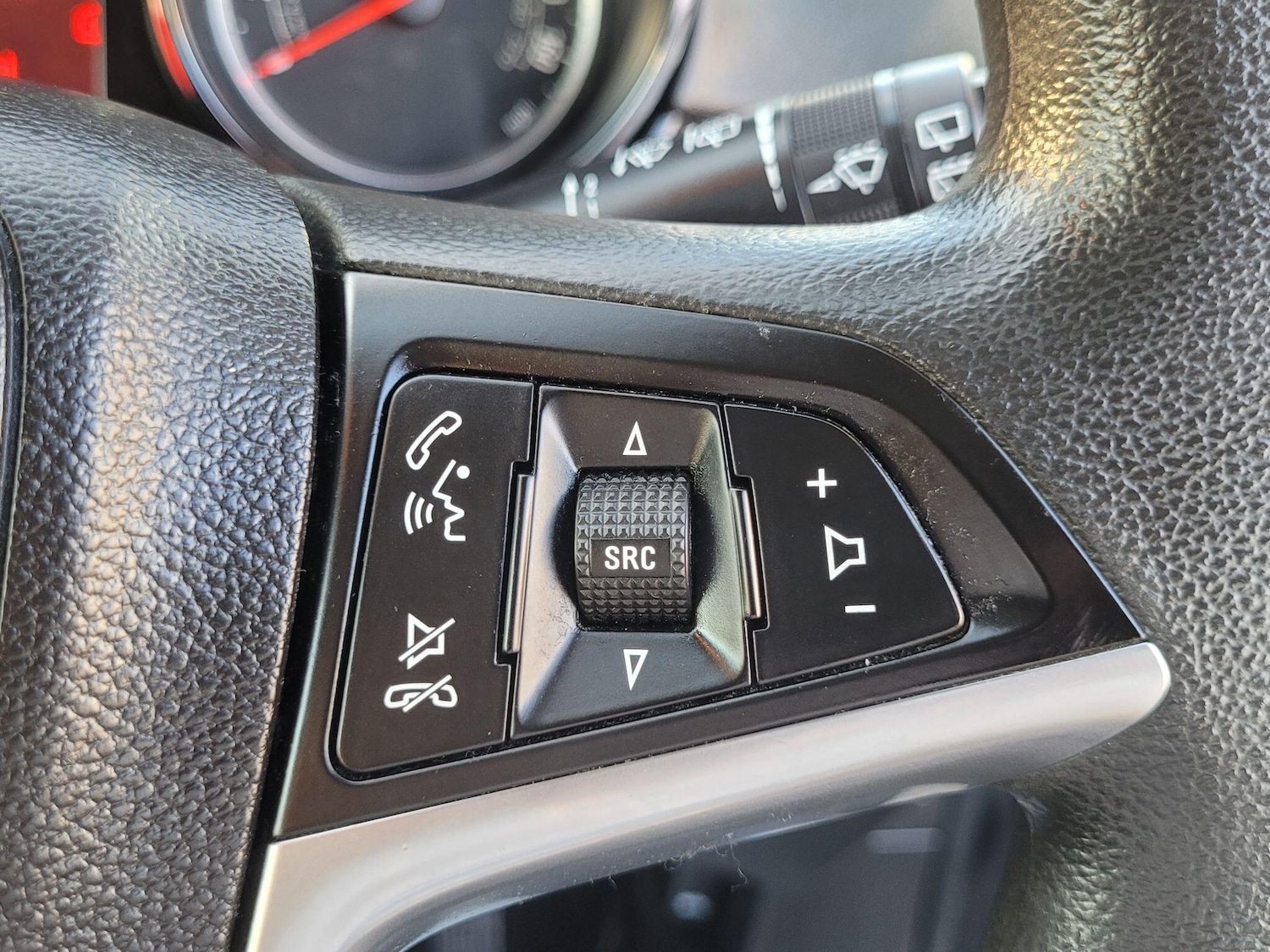 Used Vauxhall Zafira Tourer 2013 for sale - 76984717: Photo 33