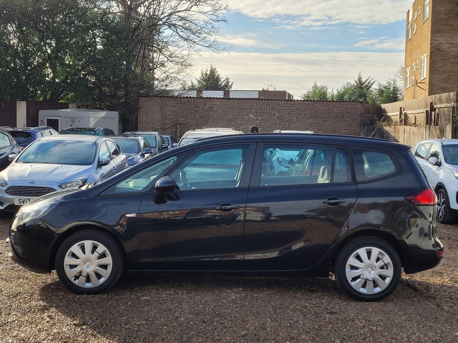 Used Vauxhall Zafira Tourer 2013 for sale - 76984717: Photo 9