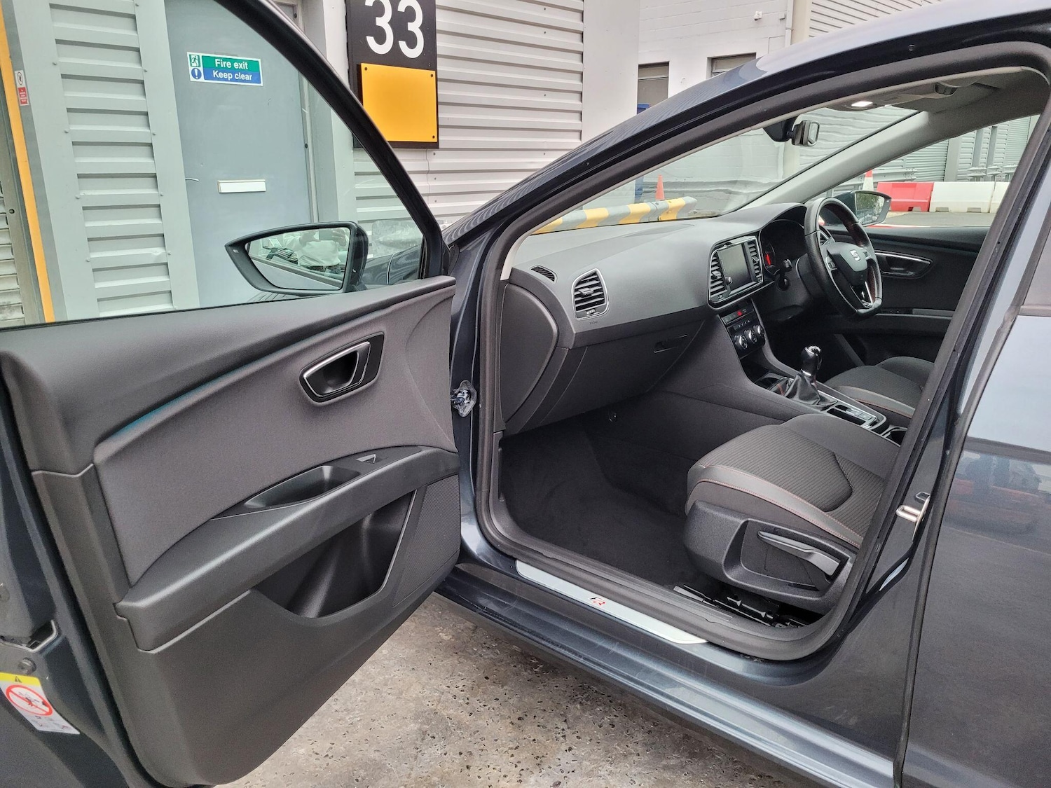 Used SEAT Leon 2018 for sale - 76239399: Photo 24