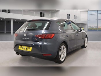 Used SEAT Leon 2018 for sale - 76239399: Photo 4