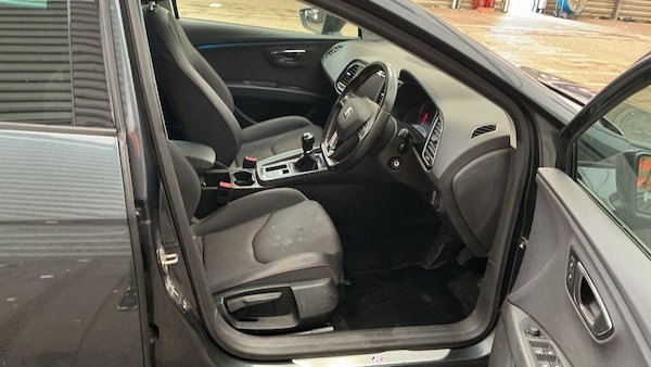 Used SEAT Leon 2018 for sale - 76239399: Photo 9