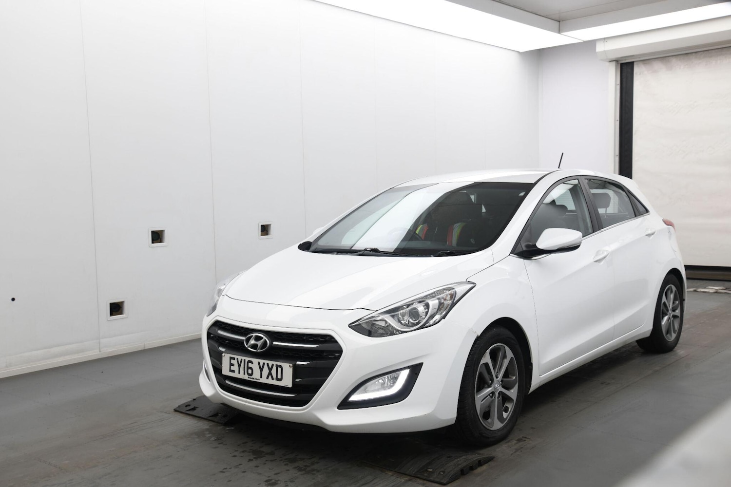 Used Hyundai i30 for sale - 77538504: Photo 2