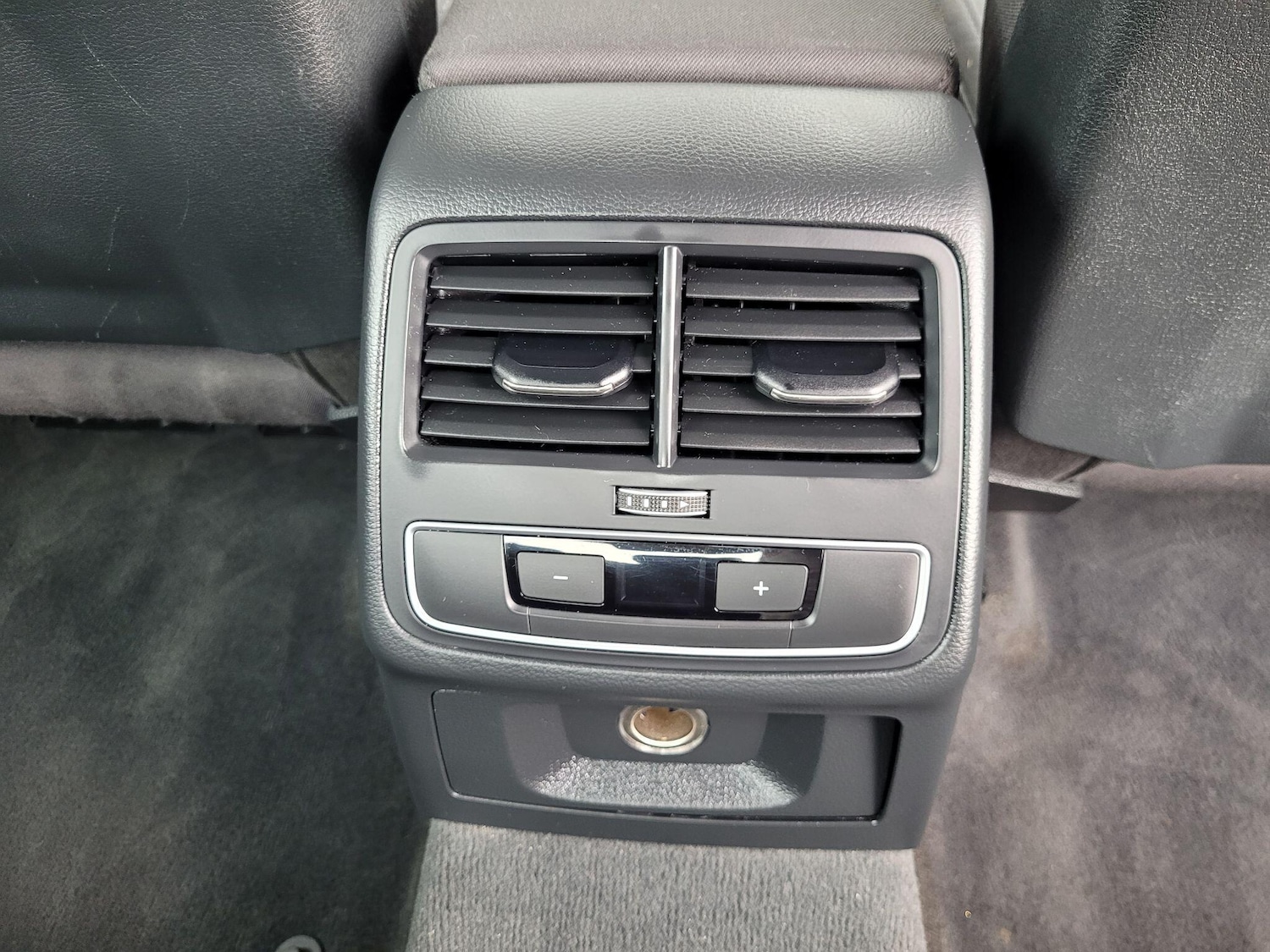 Used Audi A4 2016 for sale - 76314343: Photo 32