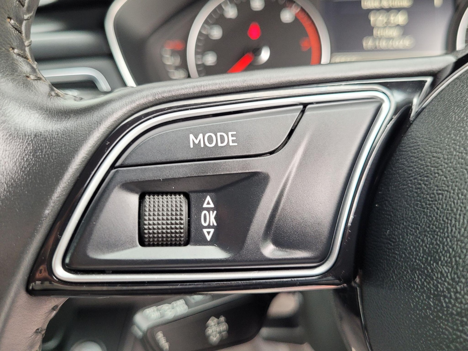 Used Audi A4 2016 for sale - 76314343: Photo 40