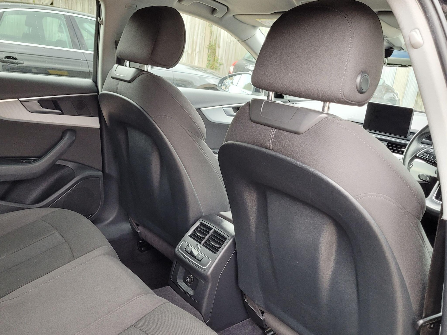 Used Audi A4 2016 for sale - 77898321: Photo 26