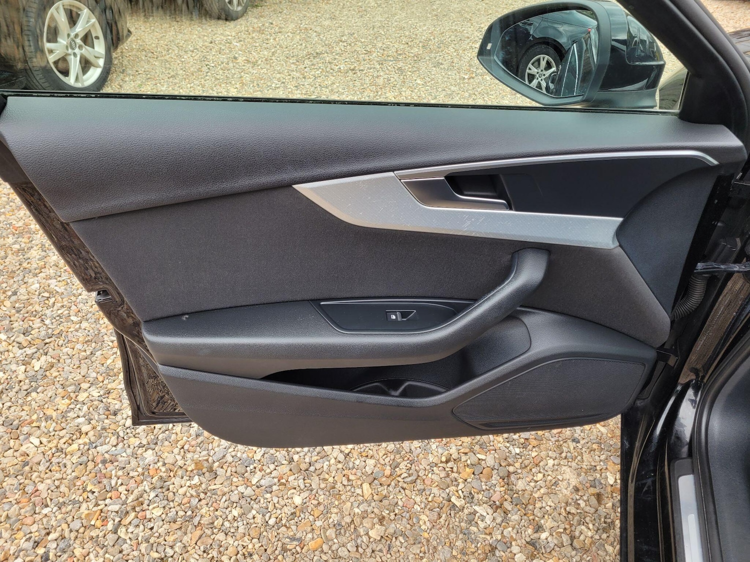 Used Audi A4 2016 for sale - 77898321: Photo 36