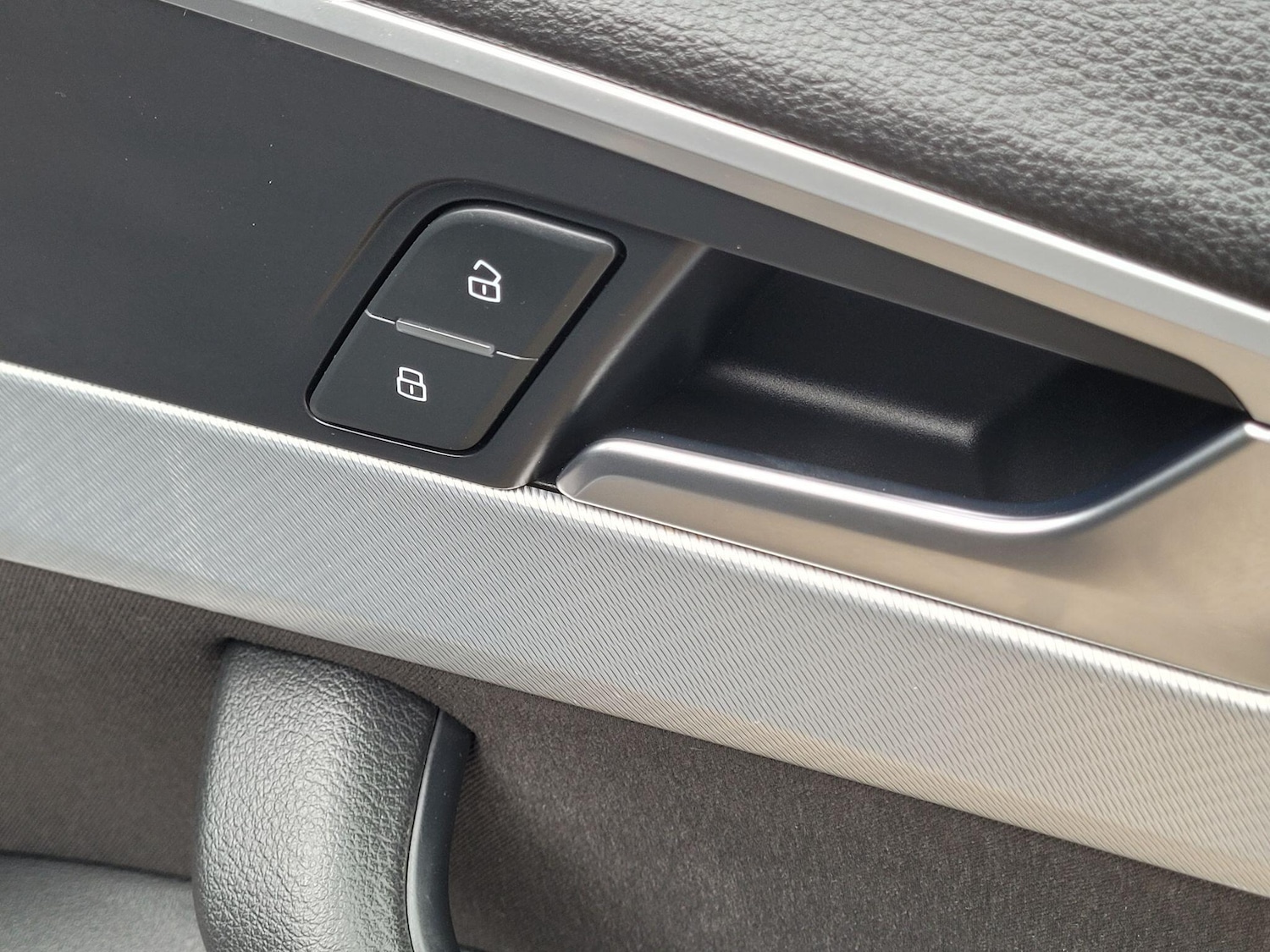 Used Audi A4 2016 for sale - 77898321: Photo 46