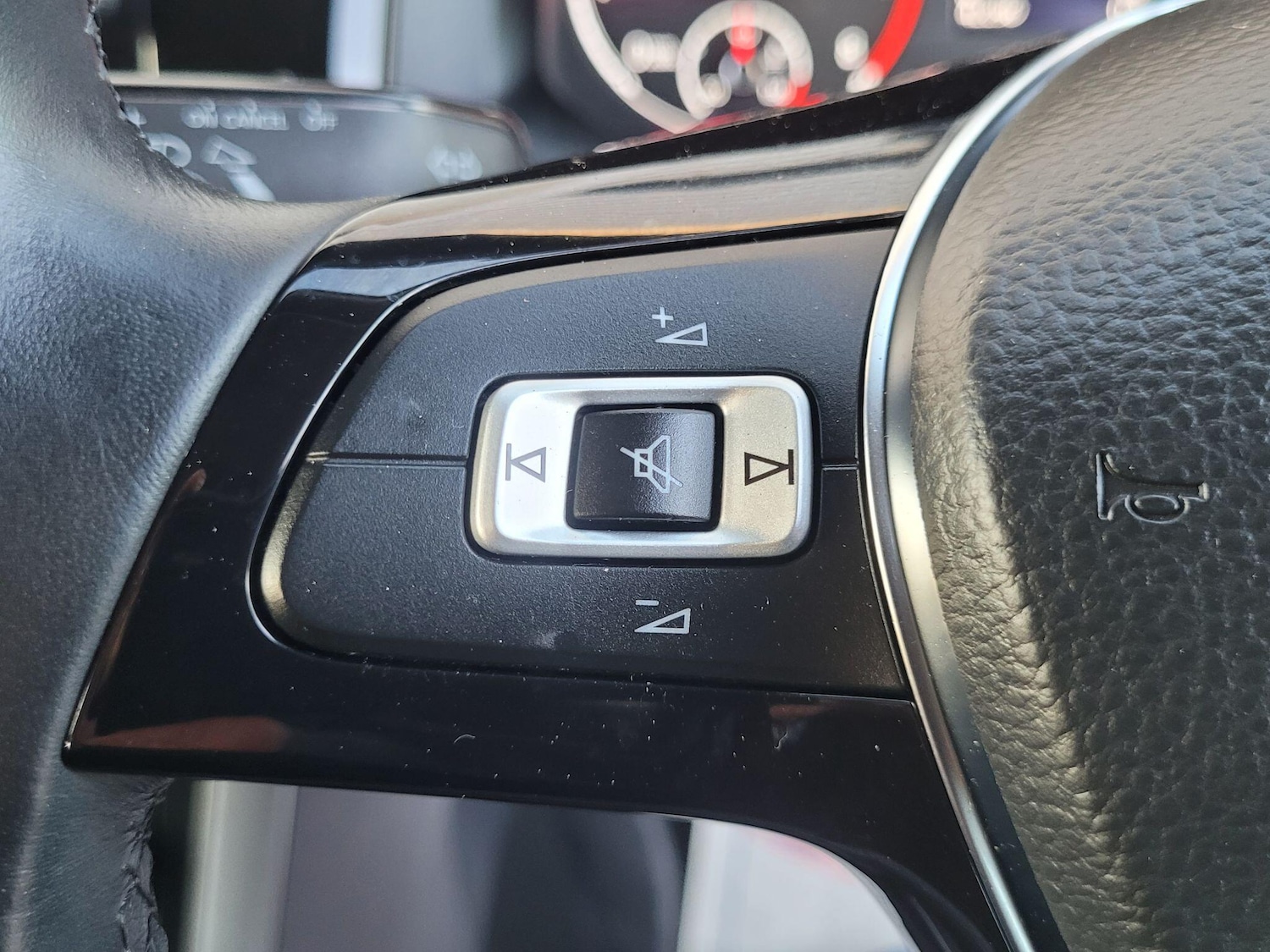 Used Volkswagen Polo 2019 for sale - 76317898: Photo 29