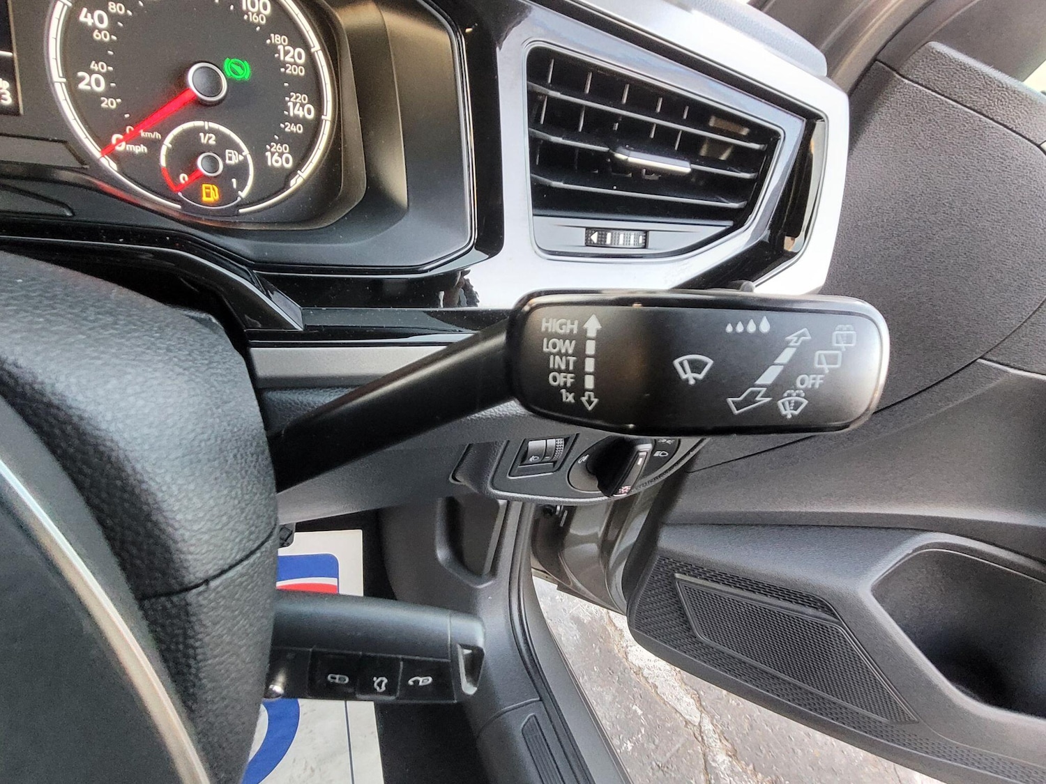 Used Volkswagen Polo 2019 for sale - 76317898: Photo 32