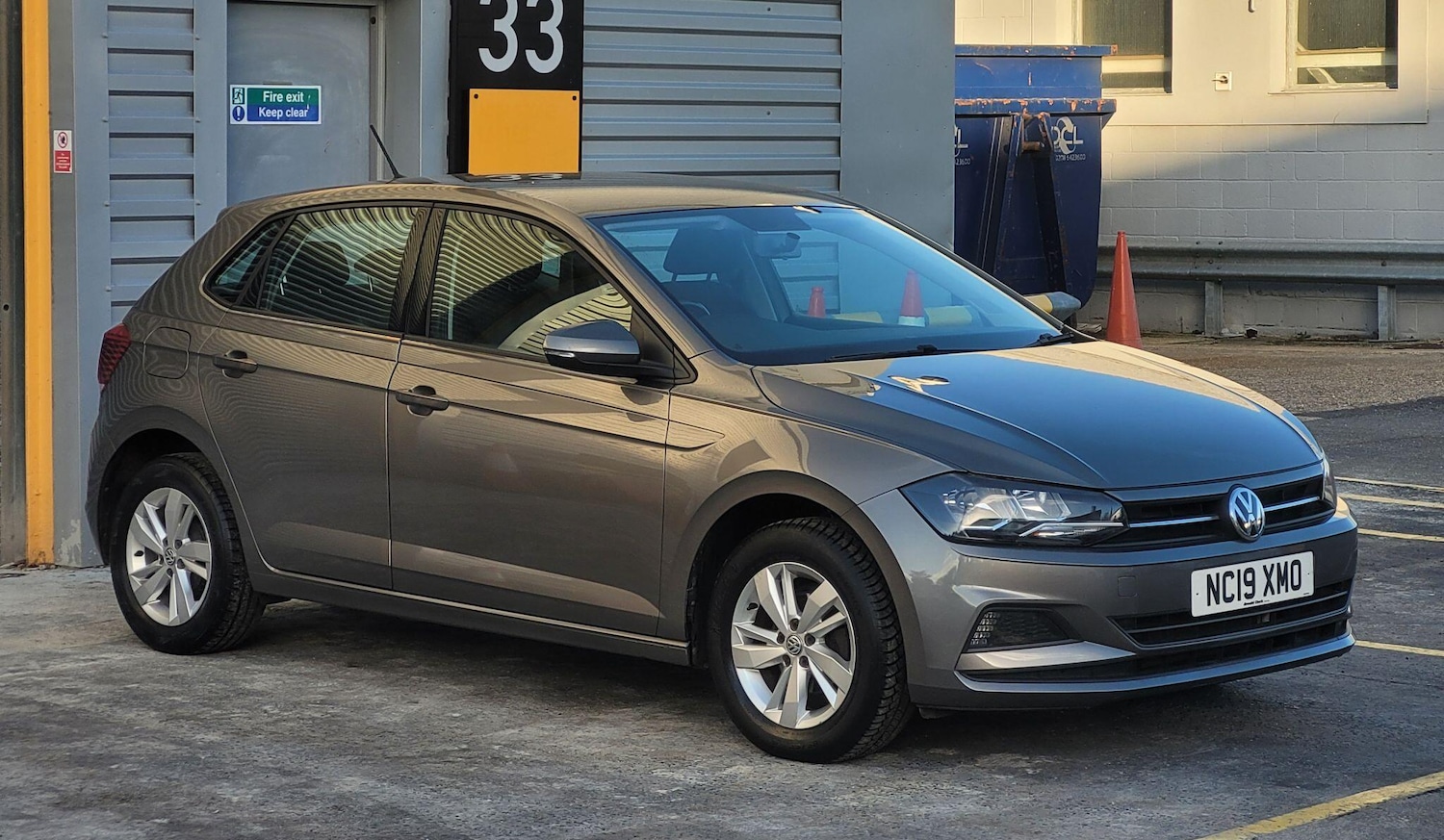 Used Volkswagen Polo 2019 for sale - 76317898: Photo 4