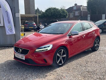 Used Volvo V40 2016 for sale - 77753008: Photo
