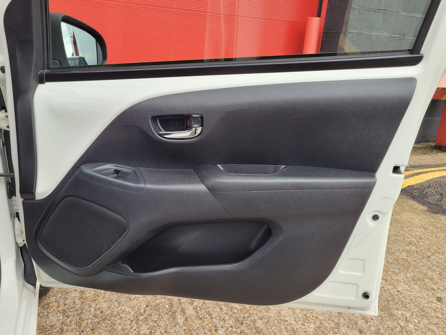 Used Peugeot 108 2015 for sale - 76984694: Photo 15