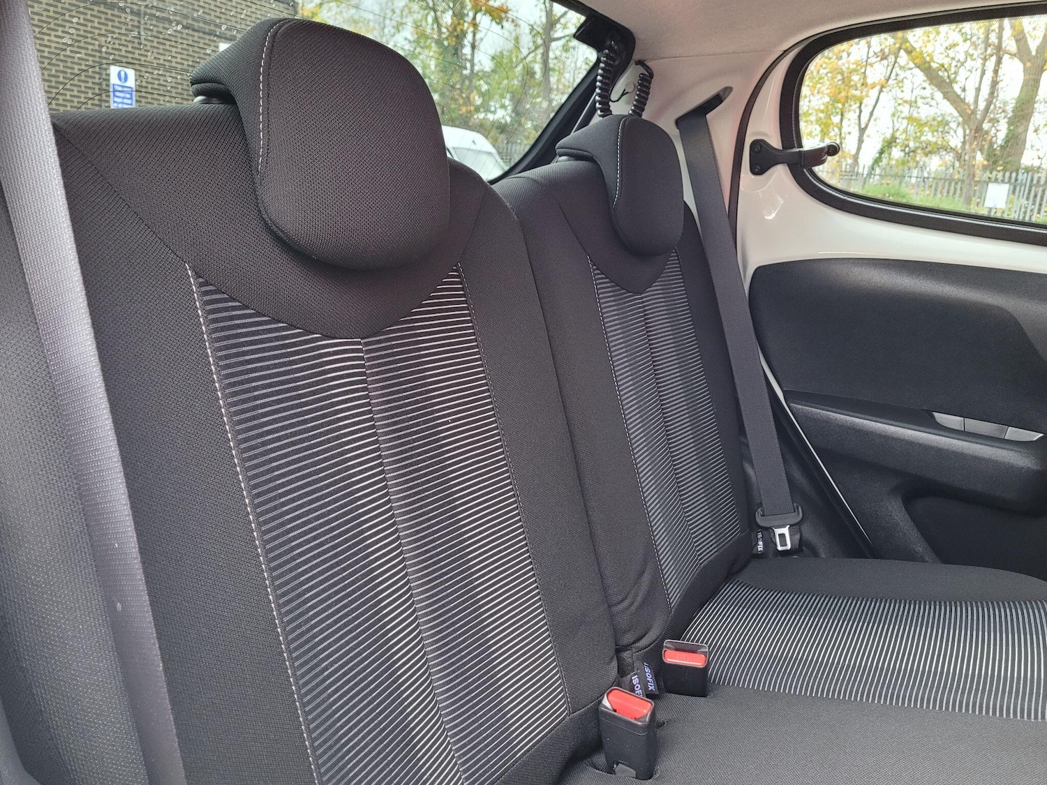 Used Peugeot 108 2015 for sale - 76984694: Photo 23