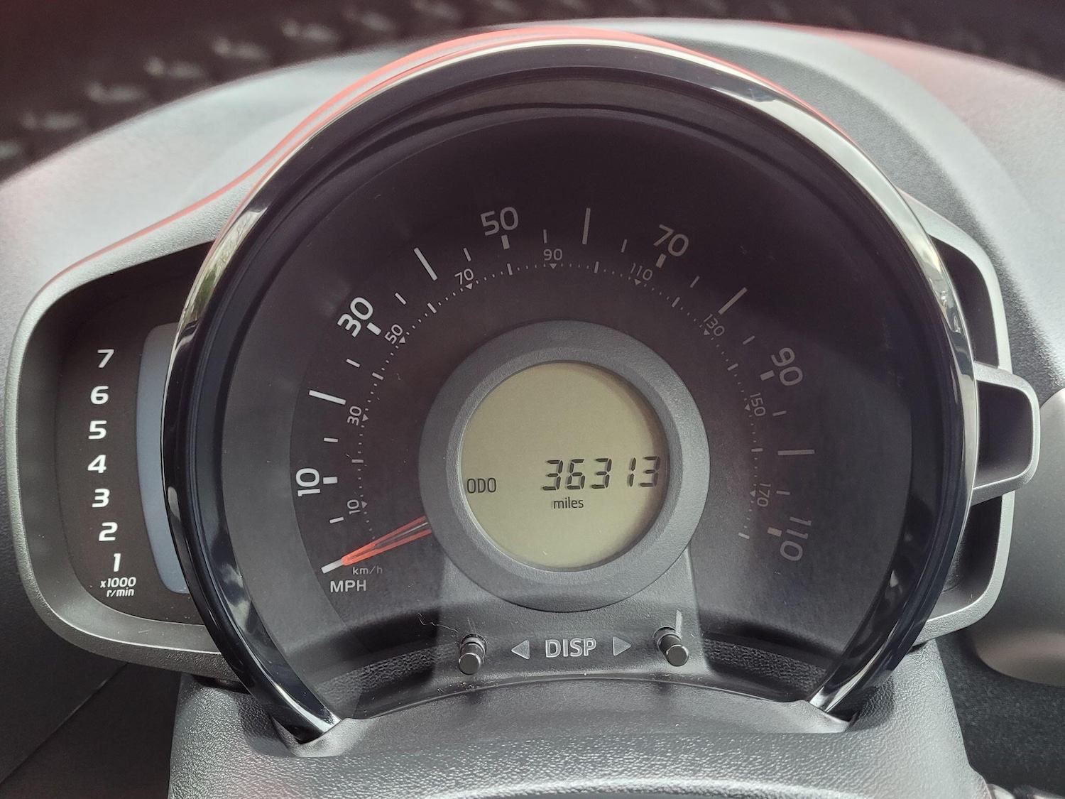 Used Peugeot 108 2015 for sale - 76984694: Photo 32