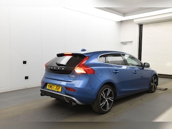 Used Volvo V40 2017 for sale - 78741215: Photo