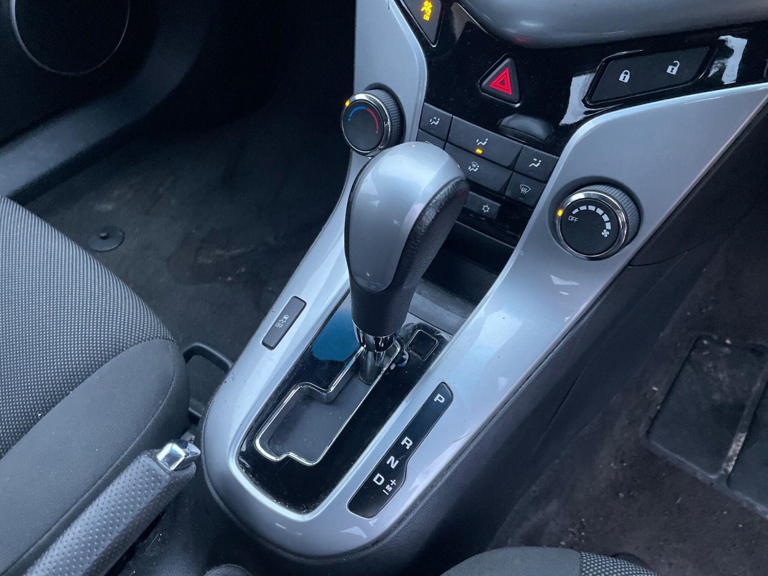 Used Chevrolet Cruze for sale - 77229942: Photo 11