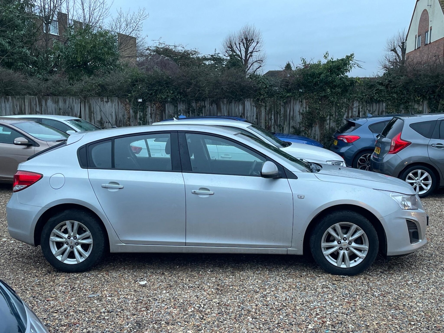 Used Chevrolet Cruze for sale - 77229942: Photo 5