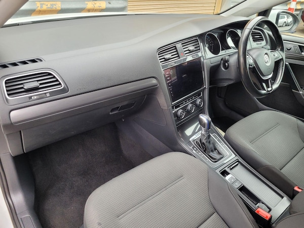 Used Volkswagen Golf 2018 for sale - 76167241: Photo 25