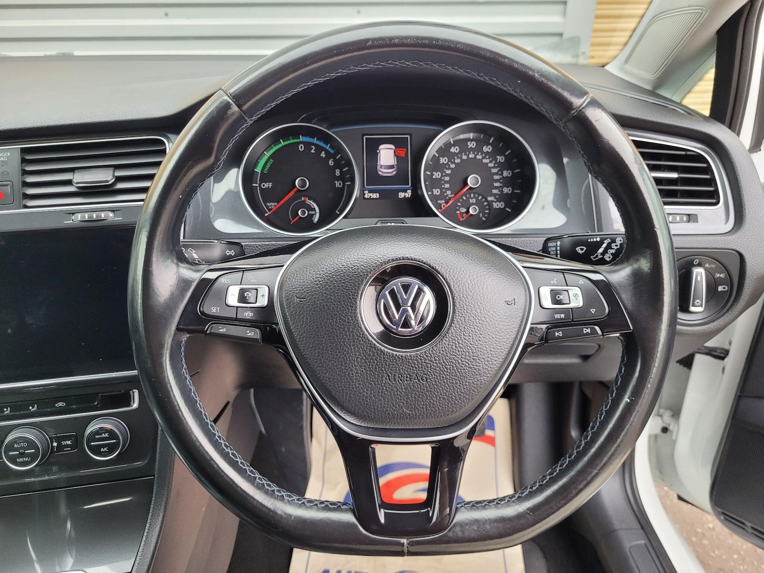 Used Volkswagen Golf 2018 for sale - 76167241: Photo 31
