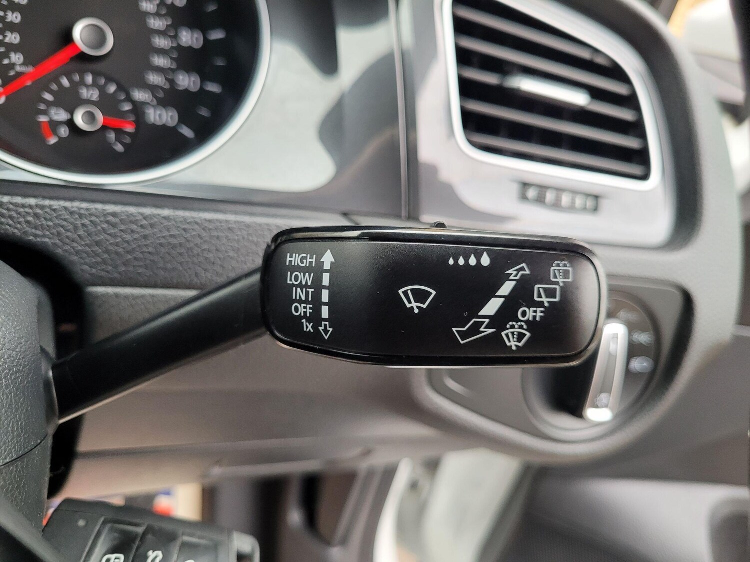 Used Volkswagen Golf 2018 for sale - 76167241: Photo 34